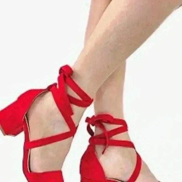 Trufox Red  wrap around sandal size 8M - Picture 4 of 10